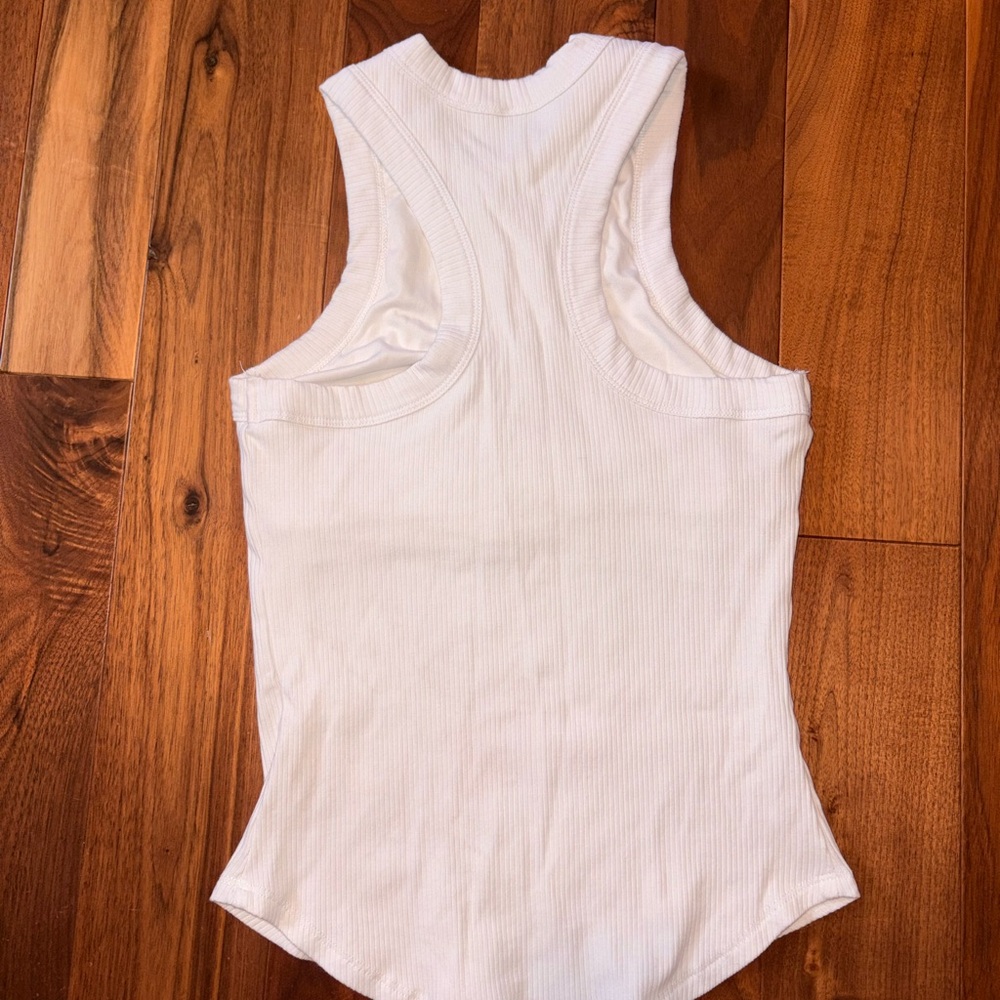 Fabletics White Ribbed Tank Top - Picture 2 of 3